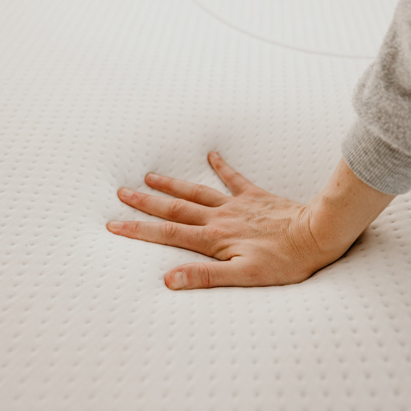 Matelas très ferme en mousse à mémoire de forme avec gel 10 po Kristi, Très grand lit, 10"