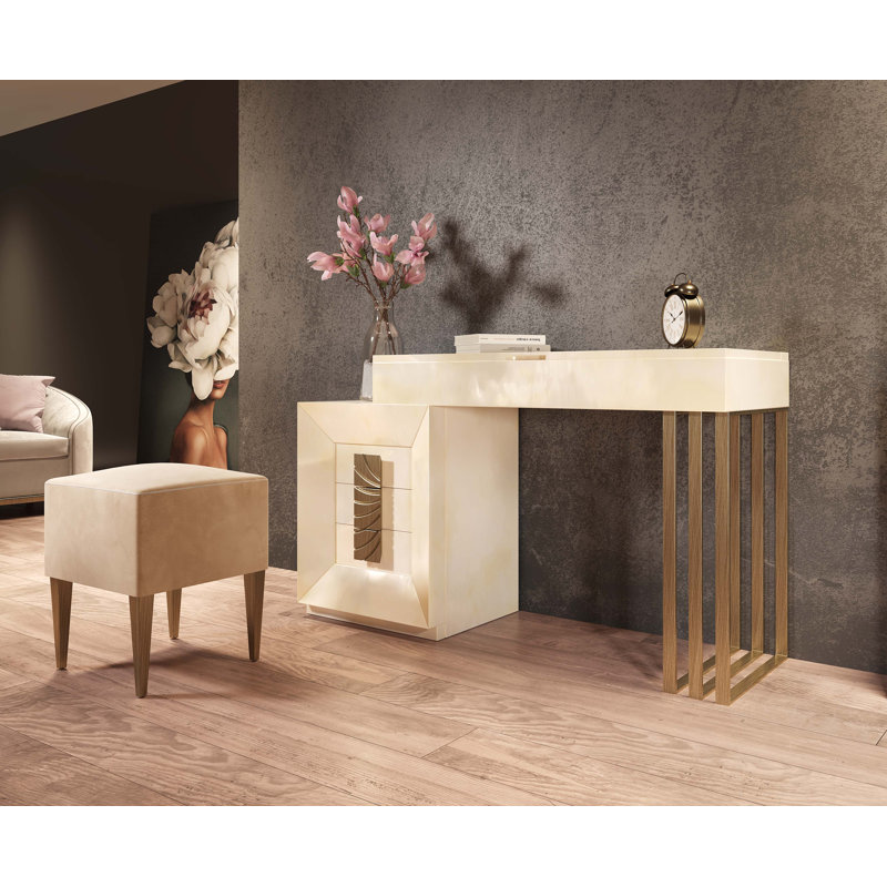 Lynise Dressing Table with Mirror