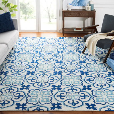 Lowestoft Hand Hooked Performance Geometric Rug