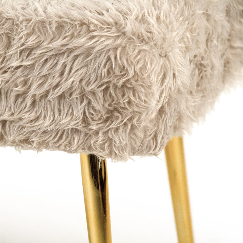 Banc en fausse fourrure