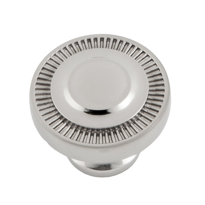 Poignée ronde de 1 1/2 po de diamètre frappée, Nickel poli, 1.5"