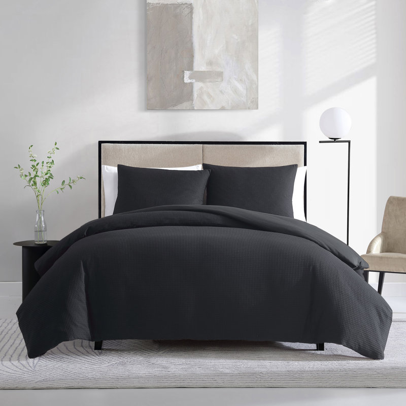 Waffle Pique Standard Cotton Reversible 3 Piece Comforter Set, Queen Comforter + 2 Standard Shams, Black