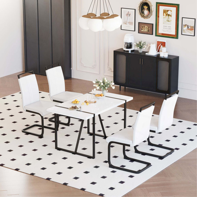 Ensemble de table de salle à manger en bois aggloméré rectangulaire blanc de 55 po et 4 chaises sans accoudoirs, ensemble de chaises de cuisine en métal noir
