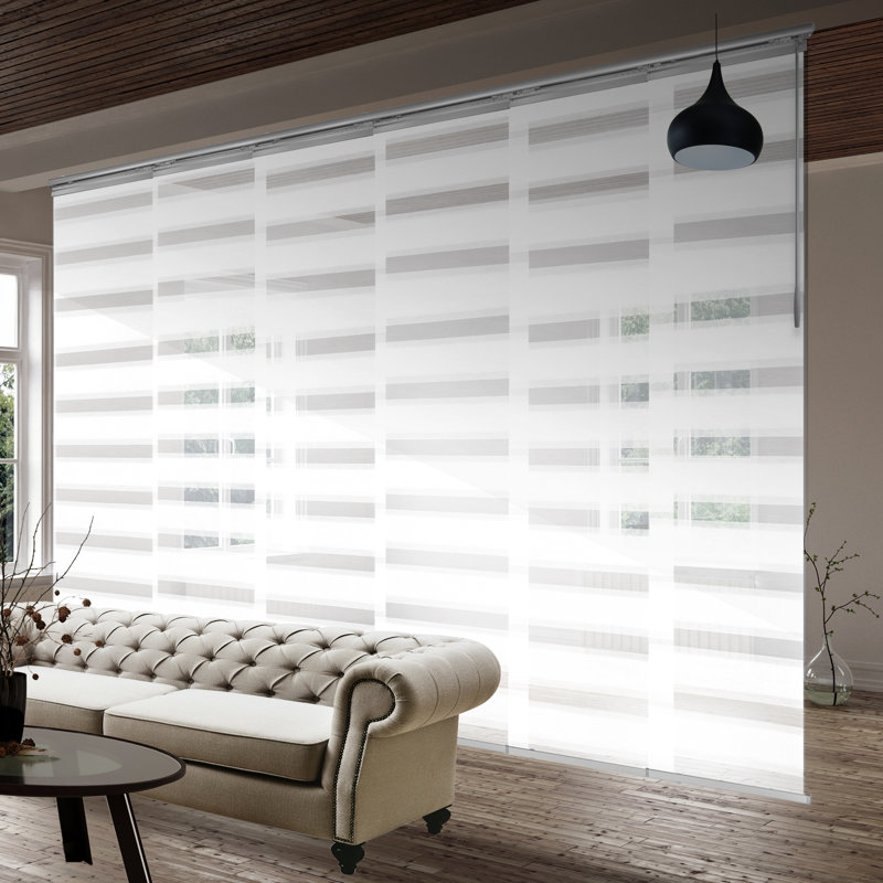 Rail semi-transparent 6 panneaux extensibles à panneau simple Macadamia l 98 po à 130 po x H 94 po, largeur de panneau 23,5 po