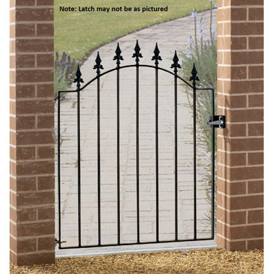 Pinkley Spear Top Low Bow Metal Garden Gate 107cm High