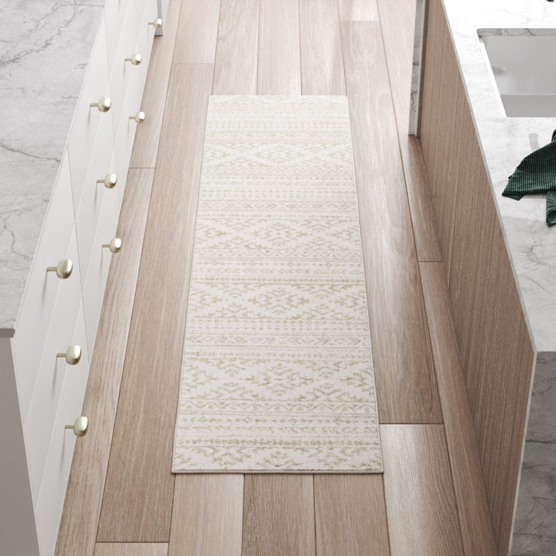 Lorenco Southwestern Machine Made Power Loom Polypropylene Area Rug in Ivory/Sage, Runner 2' x 8'