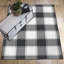 Ensemble de 2 tapis lavables Gracie Oaks - noir à carreaux Buffalo (3 pi x 5 pi et 5 pi x 7 pi)