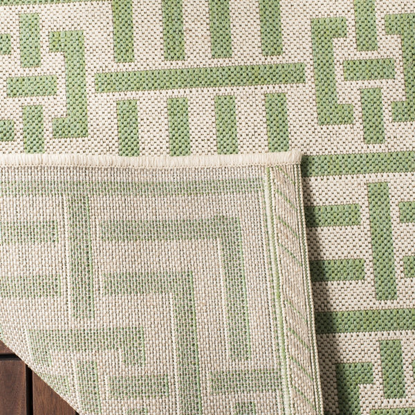 Dubay Hooked Indoor/ Outdoor Cream/Olive Rug