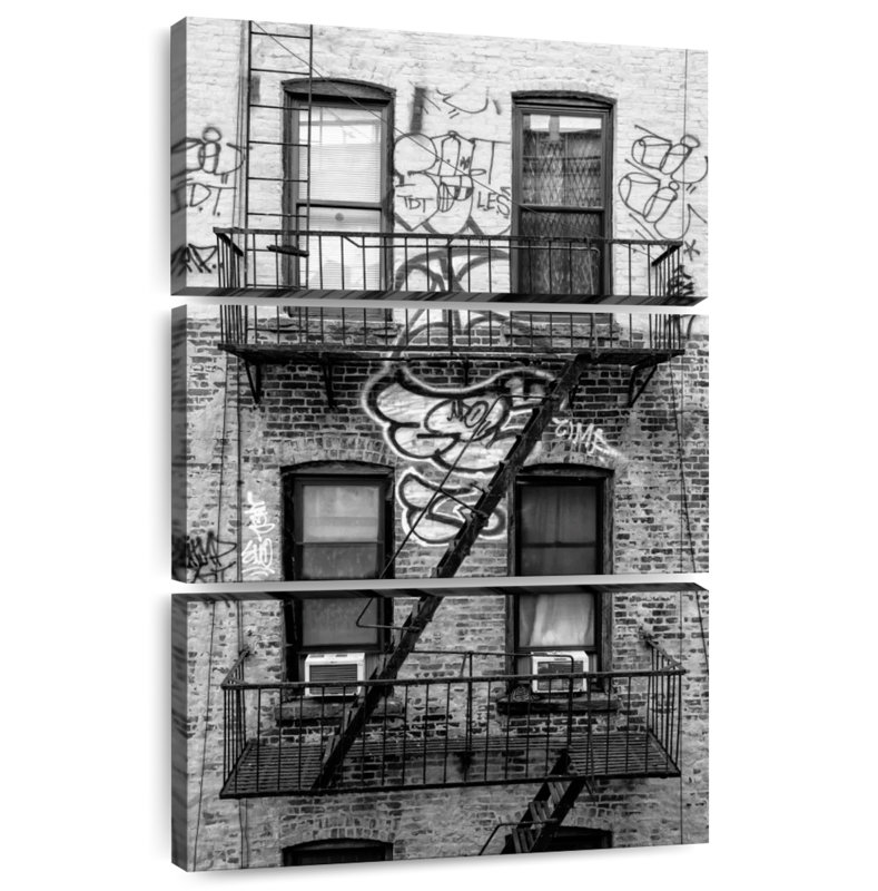 Lilie Urban Manhattan Stairs, H 23 po x l 14 po