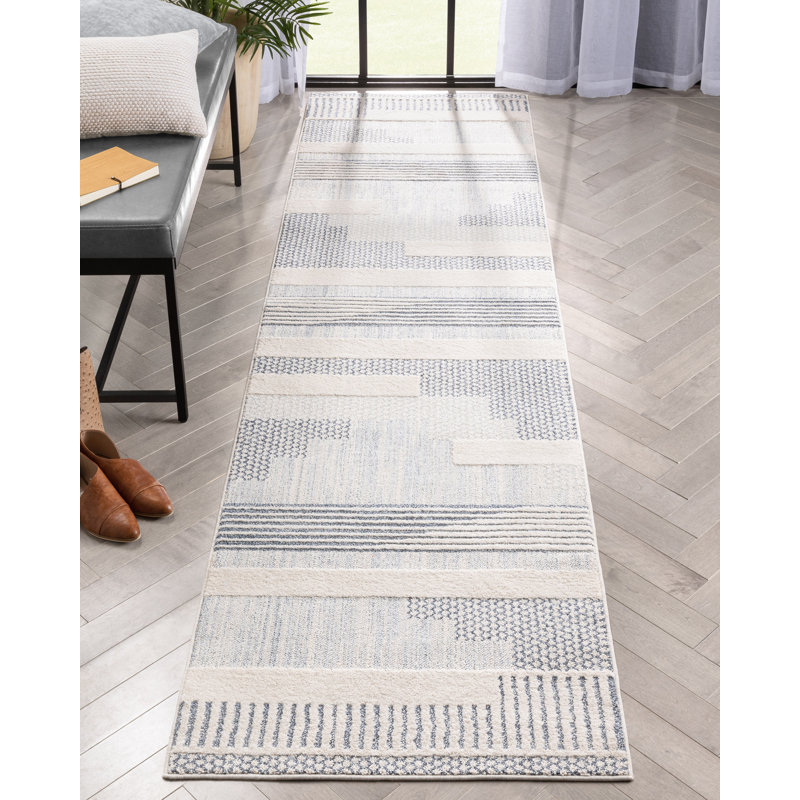 Tapis à motif géométrique abstrait bleu clair Marcone Briar, Tapis de couloir 2 pi 7 po x 9 pi 10 po