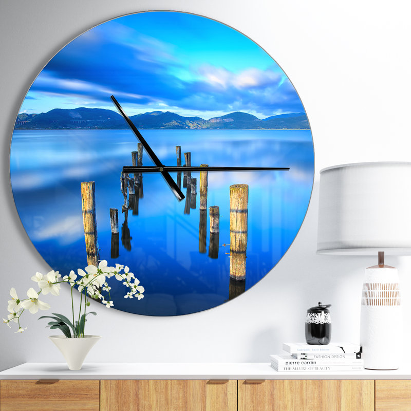 Horloge murale moderne, Moyen
