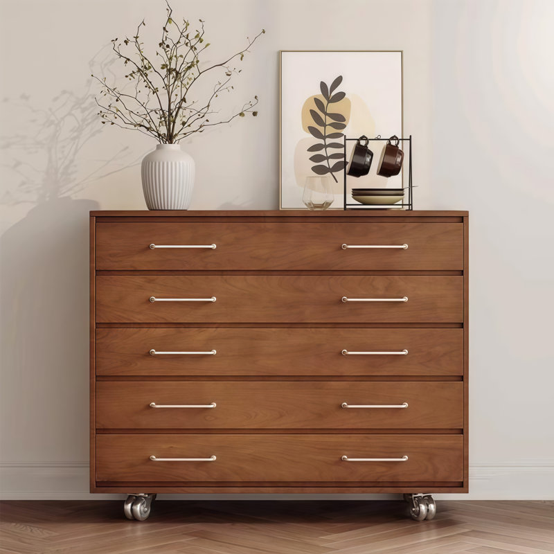 Une commode de style rétro portable, Brun