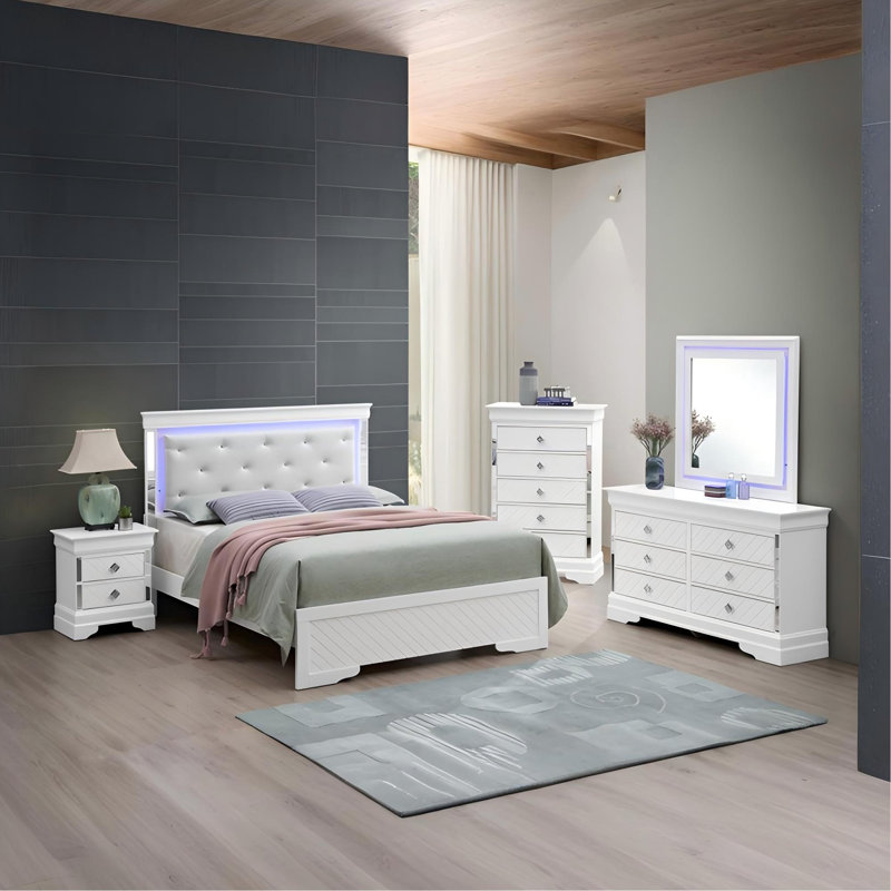 Chic Silver Champagne Full Bed