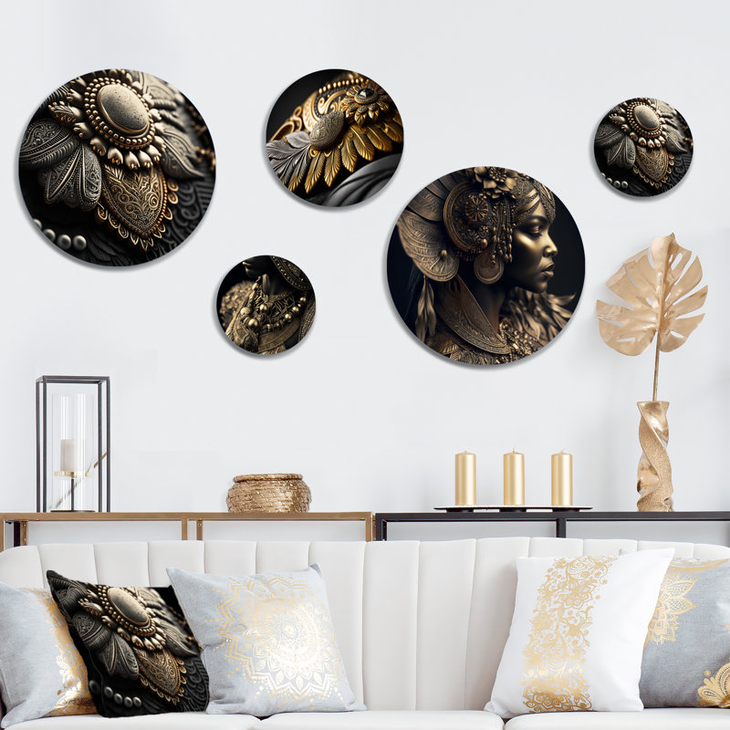 Portrait of a Boho Chic Woman III - Fashion Metal Wall Décor