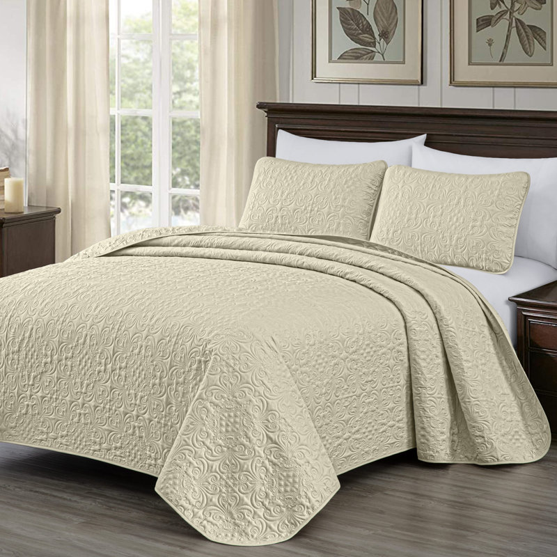 Luca 3-Piece Lightweight Microfiber Oversized Bedspread Set, Beige, Queen Coverlet/Bedspread + 2 Standard Shams