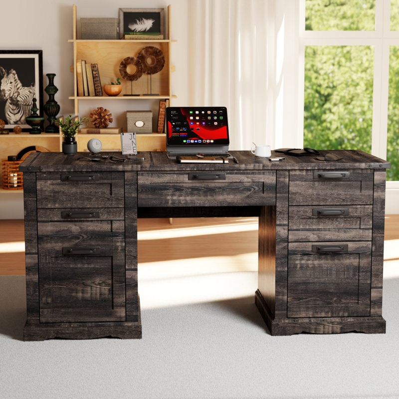 Bureau de direction 60 po avec tiroirs, bureau à domicile en bois avec station de charge, Chêne rustique foncé