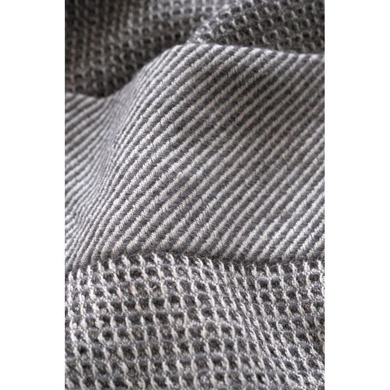 Jeté Pergamon gris, Gris