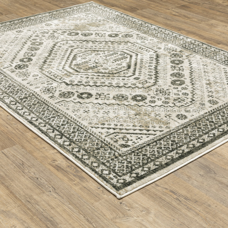 Tapis oriental ivoire / gris, Rectangle 3 pi 10 po x 5 pi 5 po