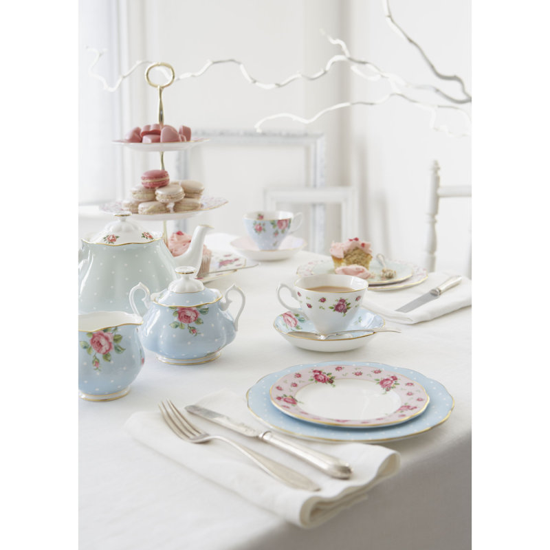 Royal Albert New Country Roses Tiered Stand