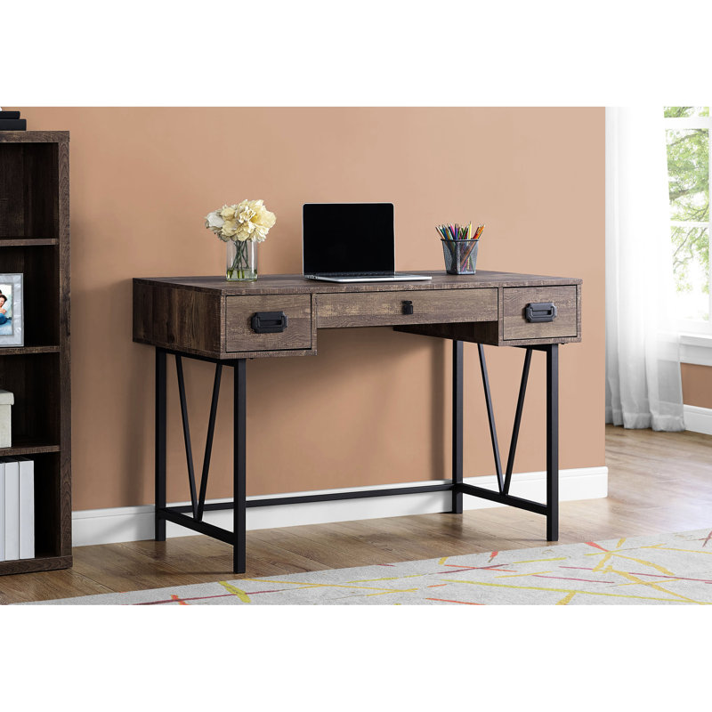 Bureau d'ordinateur brun avec accents en métal noir et tiroirs de rangement, 48 po, pour un rangement de bureau à domicile, stratifié et métal, style industriel moderne