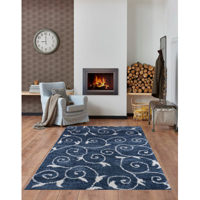 Travis Heights Floral Indoor Rug