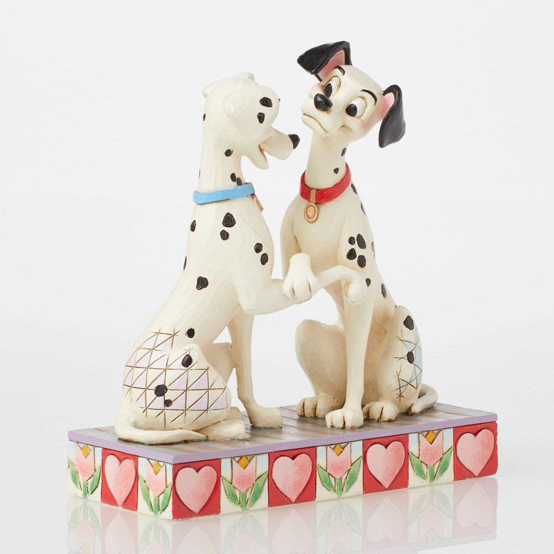Figurines & Sculptures
