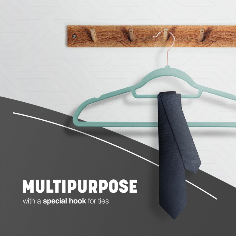 Balbuena Velvet Standard Hanger, Green