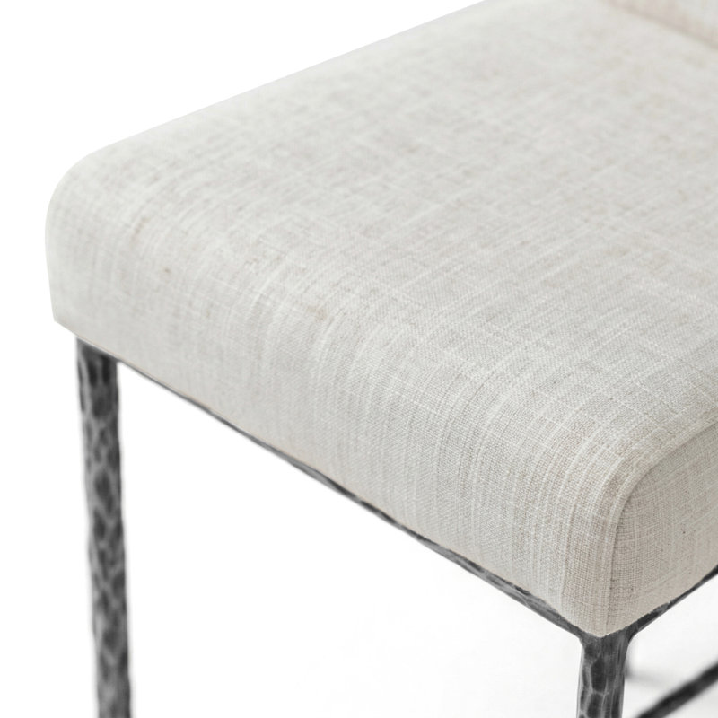Chaise rembourrée à hauteur de comptoir en acier forgé et à hauteur de comptoir Lalia, Gris mat