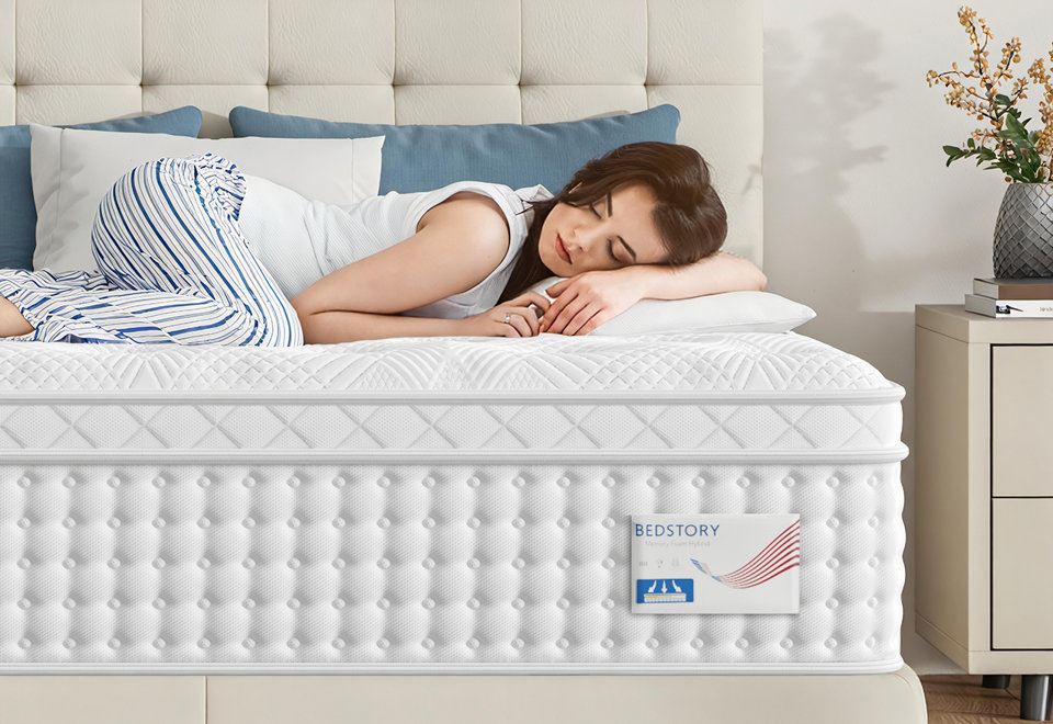 Hybrid Mattress. Balanced Support & Comfort.