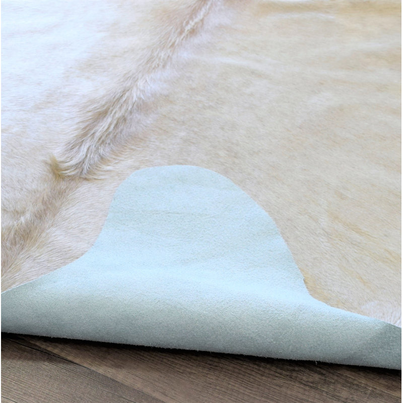 Tapis beige en peau de vache contemporain noué à la main 19 pièces, Nouveauté : 5 pi x 6 pi 6 po