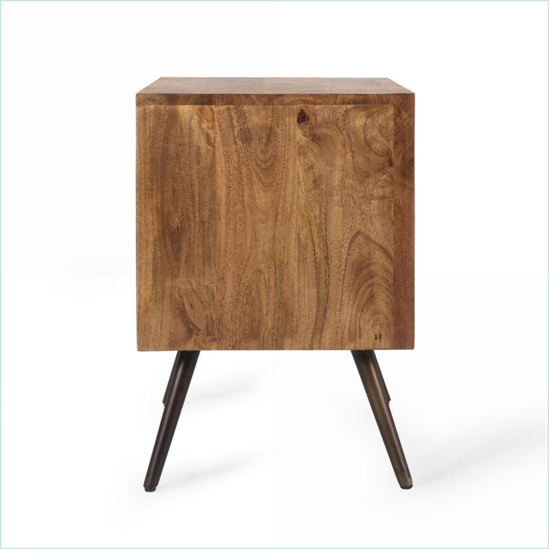 Armoire décorative fabriquée à la main en bois de manguier et en fer avec porte à carreaux chevron pour un décor Mid-Century moderne et bohème