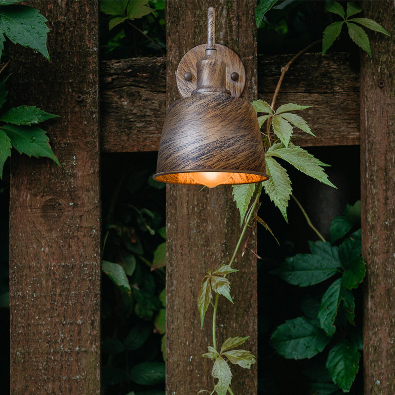 Amishi Armed Sconce