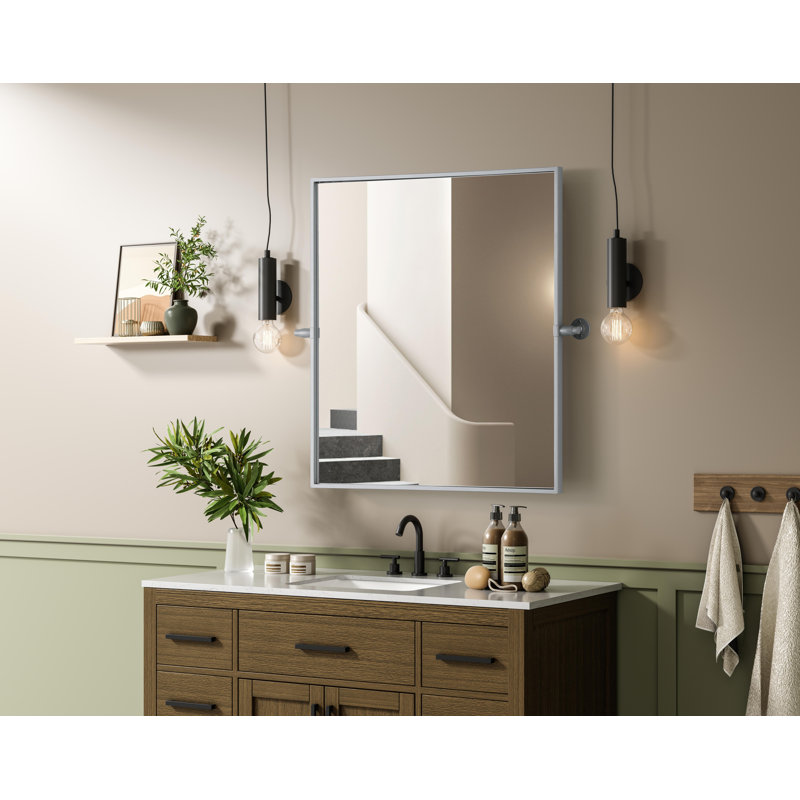 Miroir Amoura, Laiton, 30 po x 27 po