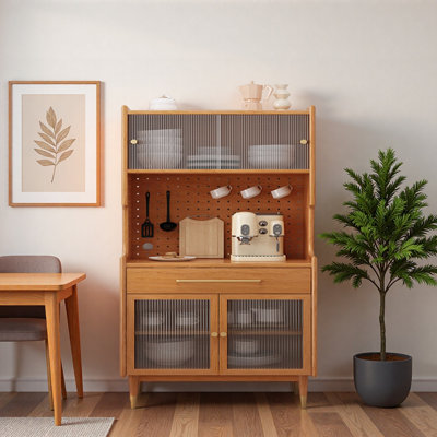 Vitrine à panneau perforé Modern Home