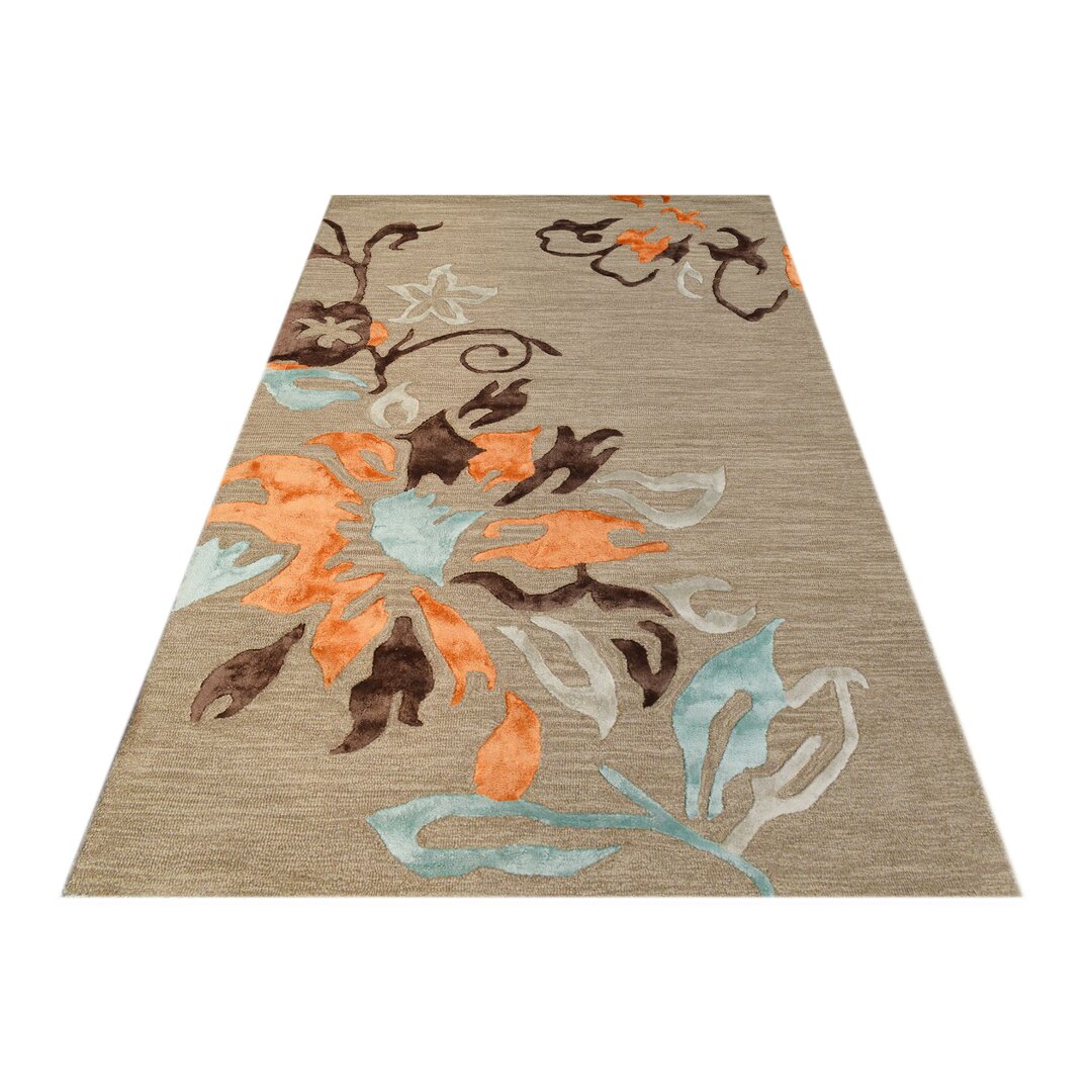 Handgefertigter Teppich Flowers in Beige