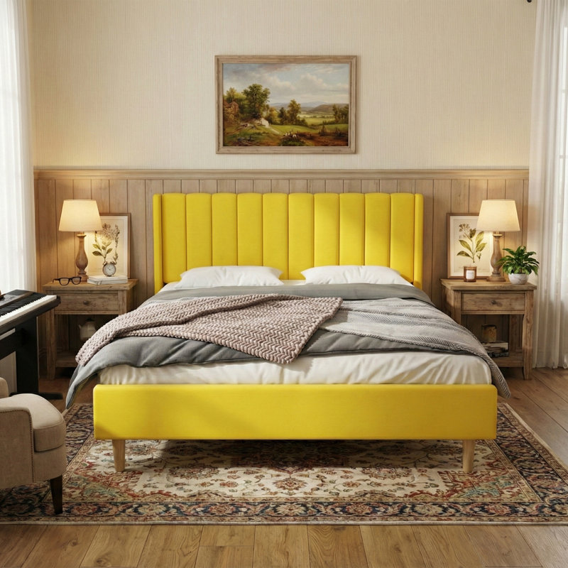 Base de lit tapissier avec tête de lit à oreilles Deeb, Velours jaune, Grand