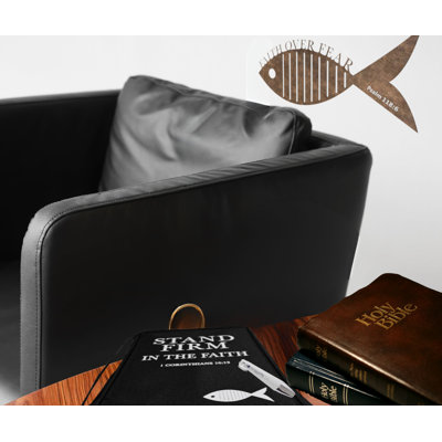 Poissons suspendus en métal «Faith Over Fear»