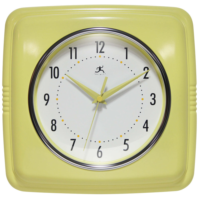 Horloge murale en plastique 9,25 pouces Orrwell, Jaune