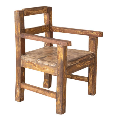Mini-chaise en bois décoratif au fini très vieilli