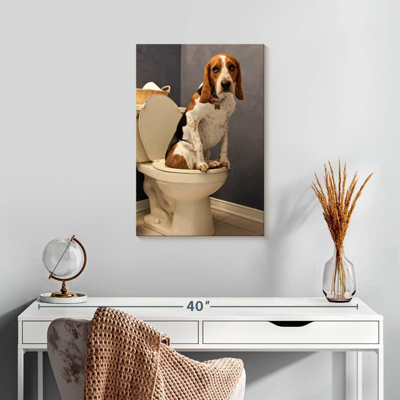 L'heure des toilettes Ketti Hound, H 24 po x l 16 po