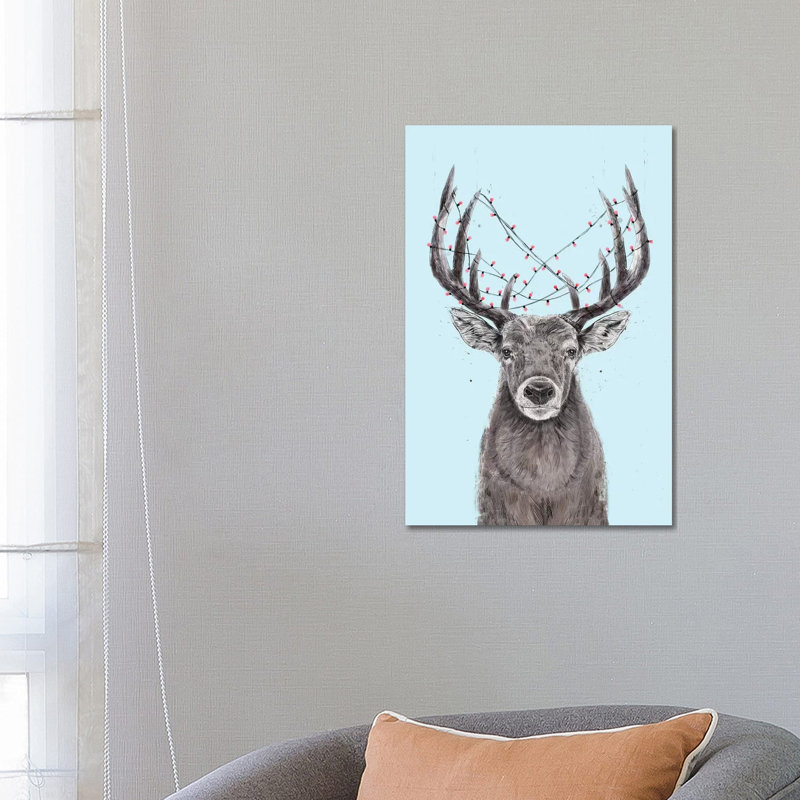 Xmas Deer II by Balazs Solti - Wrapped Canvas Gallery-Wrapped Canvas Giclée, 66.04 cm H x 45.72 cm W x 1.91 cm D