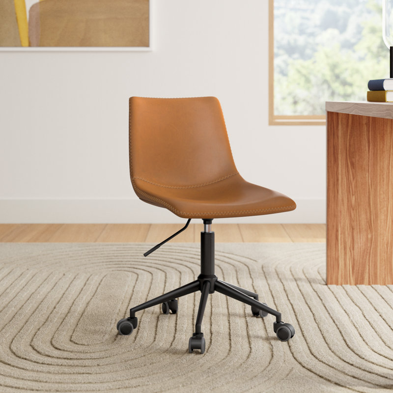 Chaise de travail en cuir Bela Bela, Cuir véritable brun clair
