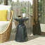 Table d'appoint d'extérieur en métal-403237609