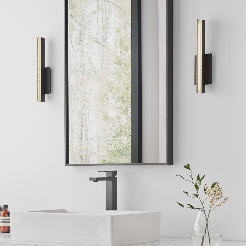 Serre 1 - Light LED Flush Mounted Sconce, Natural Brass