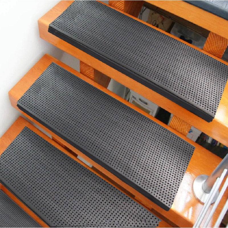 Magness Non-Slip Stair Tread