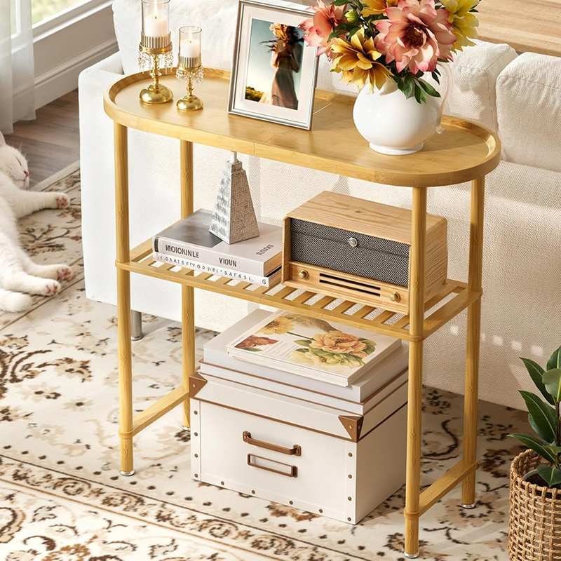 Petite console en bambou avec plateau ovale, rangement à 2 niveaux et rebord surélevé, idéale pour une entrée étroite, comme table d'appoint pour canapé, support pour plantes ou meuble télé pour chambre.