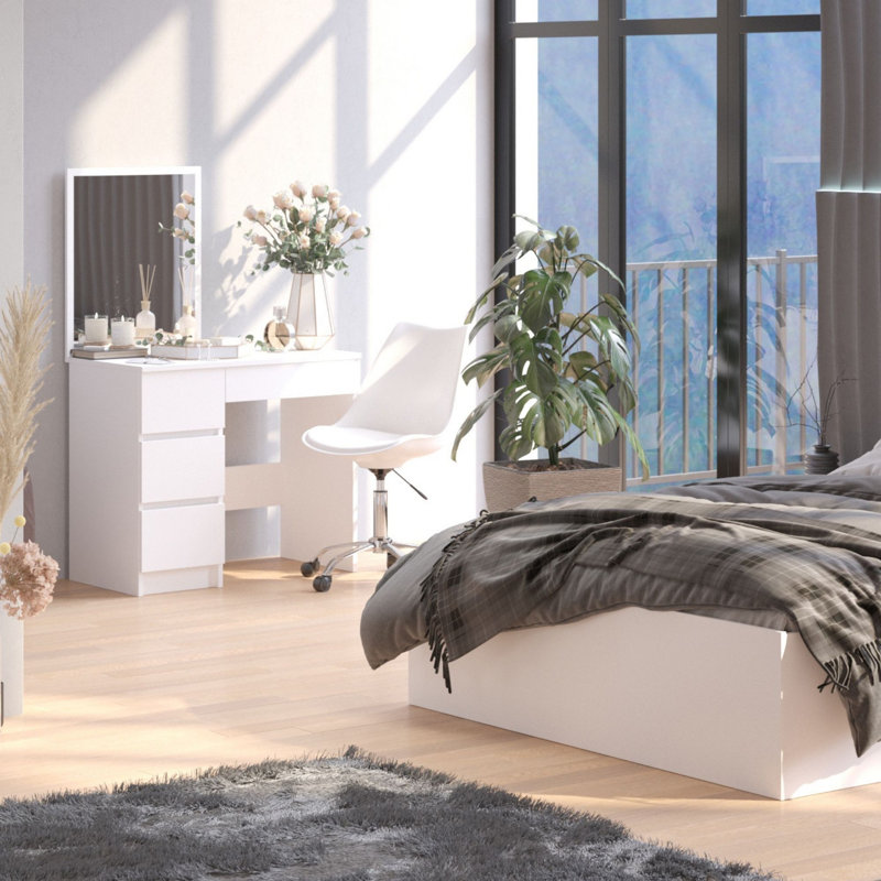 Hignite Dressing Table with Mirror