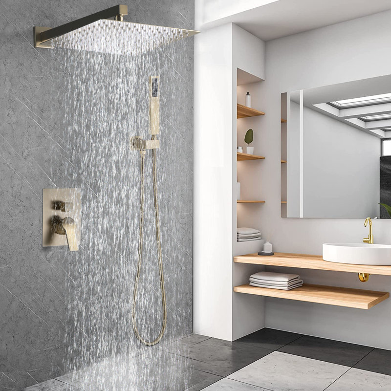 Ensemble de douche à effet pluie Chastin, Or brossé