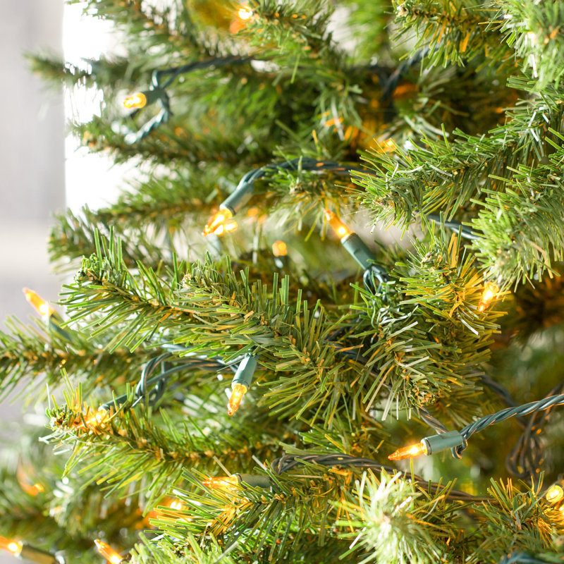 606'' String Lights, Yellow