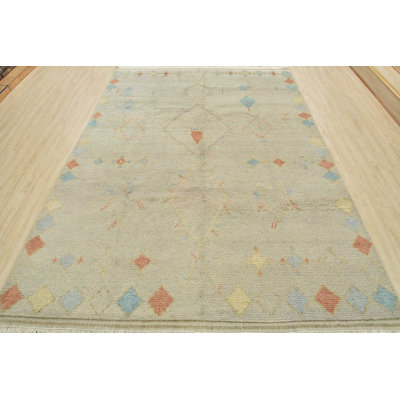 Hand Knotted Wool Oriental Indoor Rug